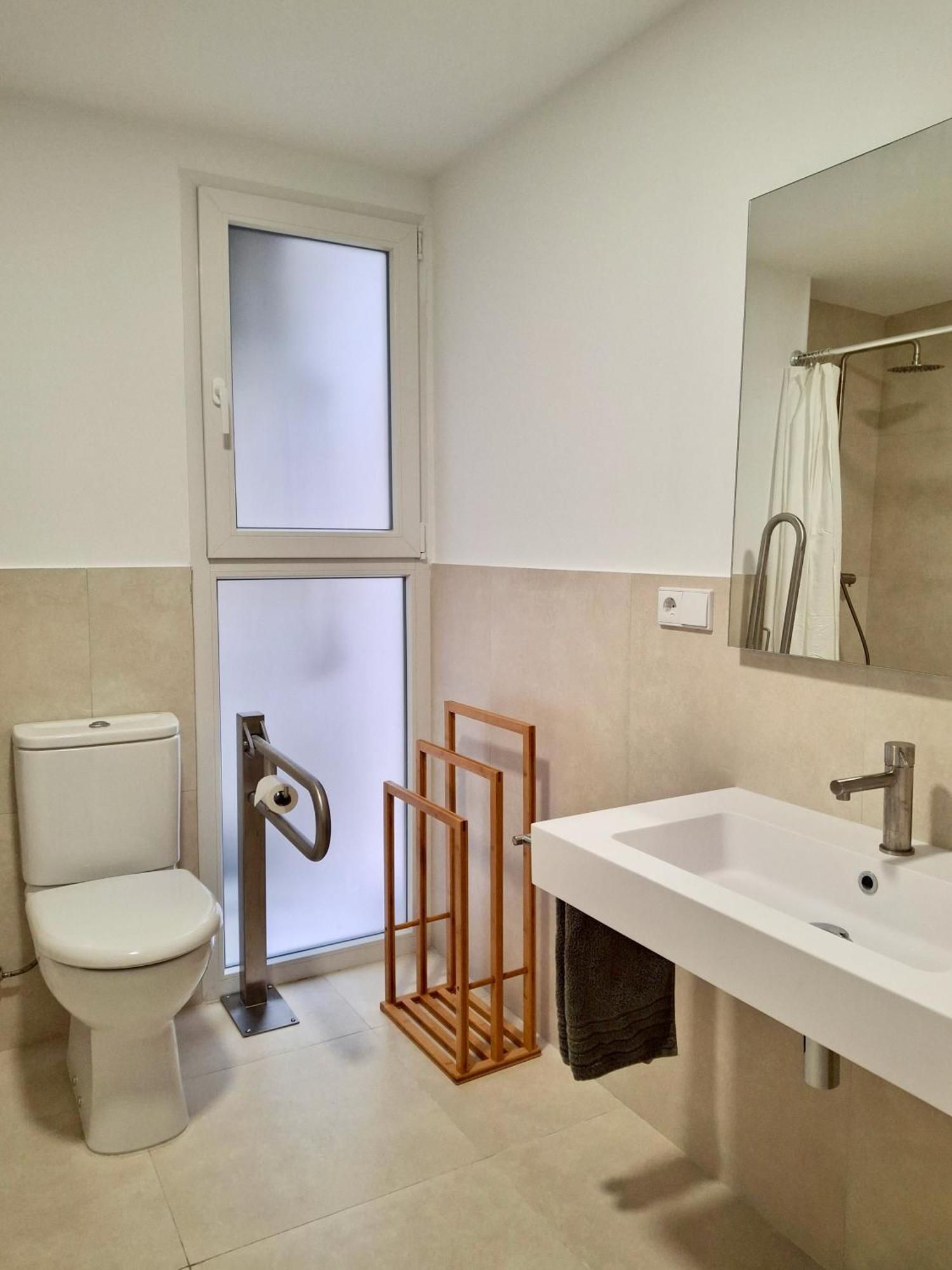ולנסיה Bonito Apartamento De 2 Habitaciones Cerca De La Estacion Joaquin Sorolla מראה חיצוני תמונה